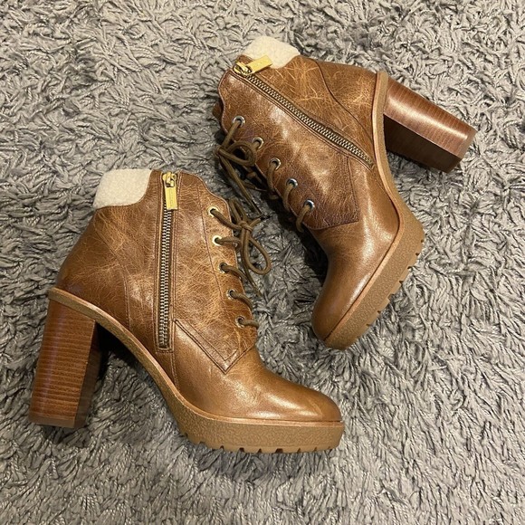 Michael Michael Kors Kim Lace Up Leather Bootie In Dark Caramel Size 7M - Picture 3 of 14